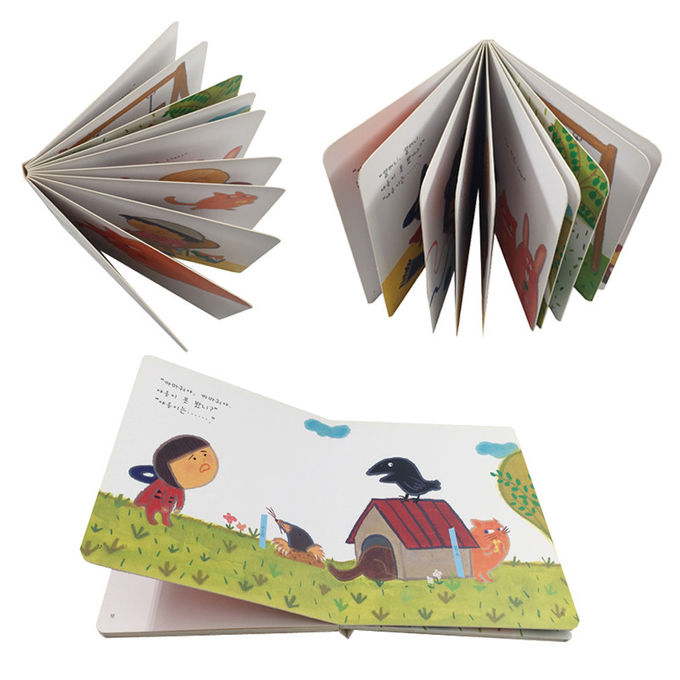 Hardcover colorido que imprime y que ata el libro animal inglés de la historia de la historieta para los niños
