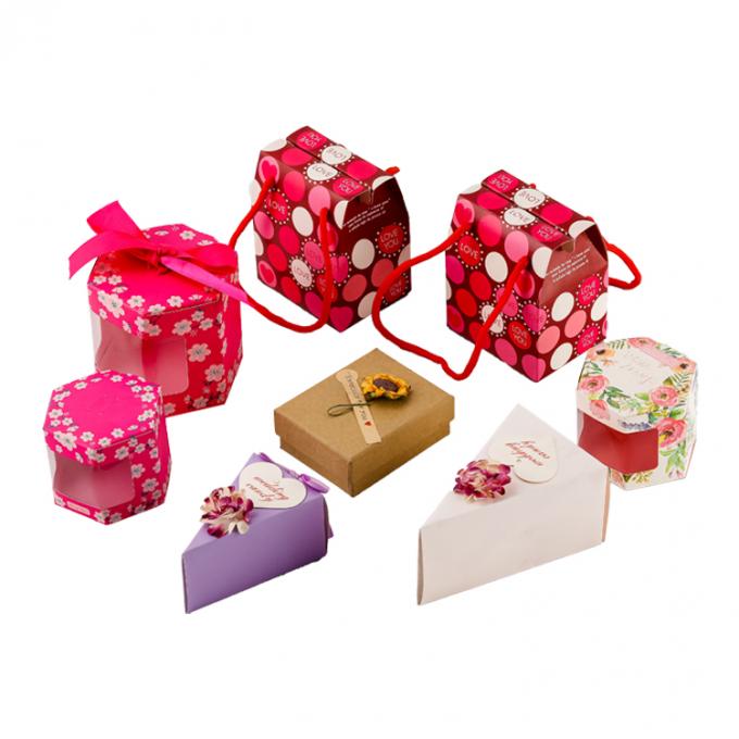 Tamaño personalizado Acceptado cartón de cartón de embalaje de dulces caja de regalo con ventana transparente y asas de cuerda 11