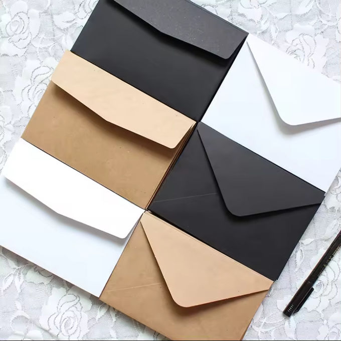 Autoadhesivo Envase de papel personalizado Bolso de burbuja Envase de papel Kraft acolchado 2